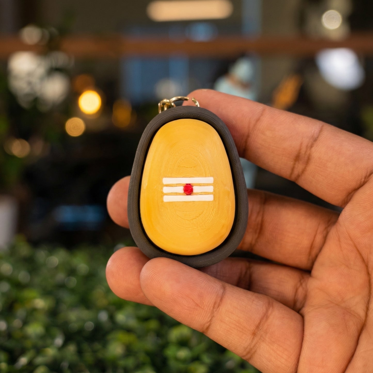 Shiva Lingam Clicker Keychain – Divine Fidget Shiv Ling Key Chain (Exact & Abstract Variants)